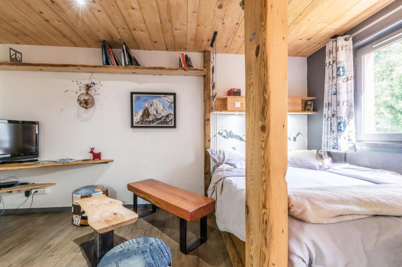 Modern Apt With Mont-Blanc View Шамони Екстериор снимка